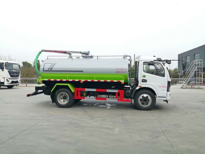 東風(fēng)10方吸糞車