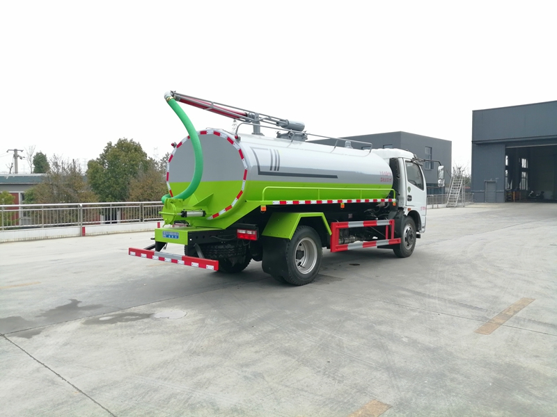 東風(fēng)10方吸糞車