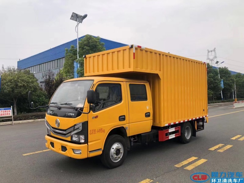 東風多利卡雙排座工具車