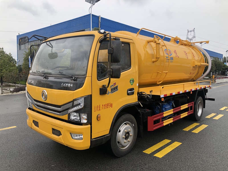 東風9方吸污車