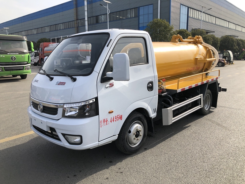 東風涂逸3方吸污車
